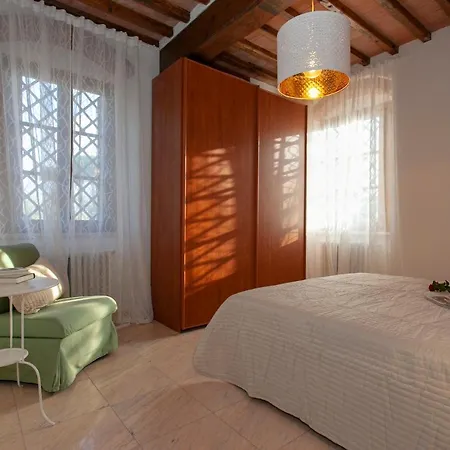 Casa Luciana Seravezza
